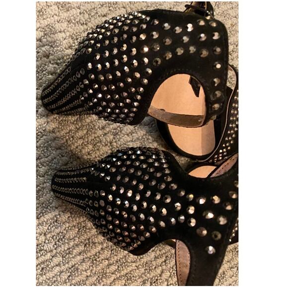 Madden Girl Black Studded Ankle Strap Heels Size 9 - Picture 2 of 8